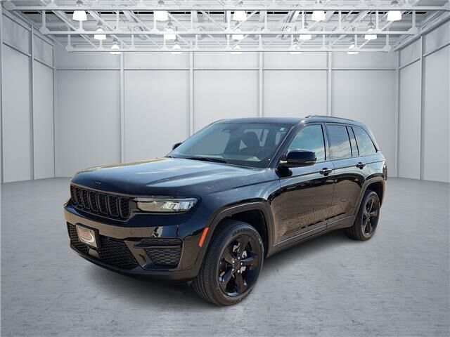 2024 Jeep Grand Cherokee Laredo