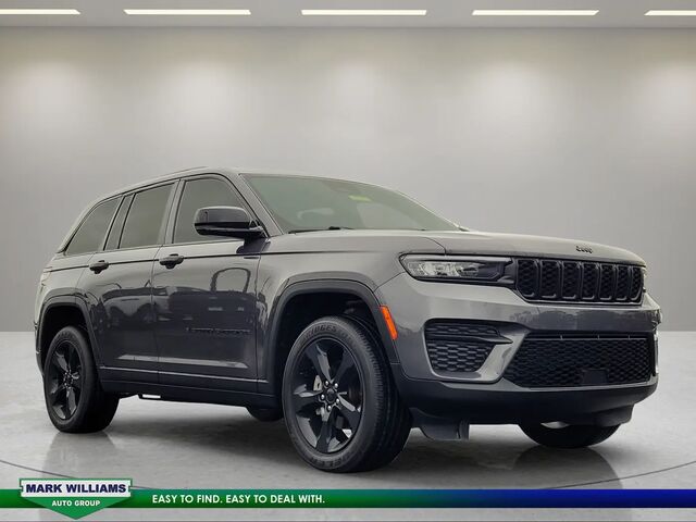 2023 Jeep Grand Cherokee Laredo