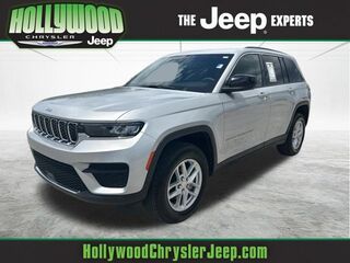 2024 Jeep Grand Cherokee Laredo X
