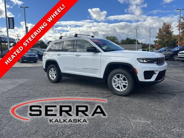 2022 Jeep Grand Cherokee Laredo