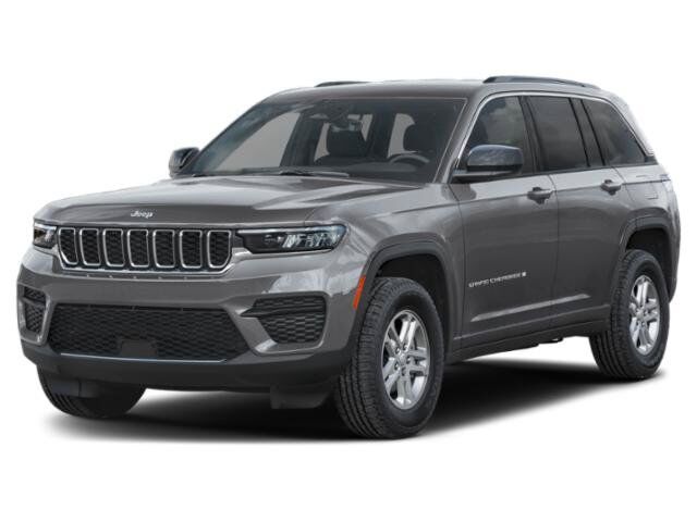 2025 Jeep Grand Cherokee Laredo X 4x4 — photo 1 of 3
