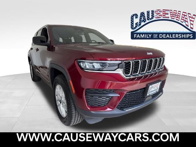 2024 Jeep Grand Cherokee Laredo