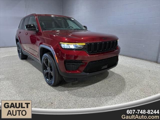 2025 Jeep Grand Cherokee Altitude