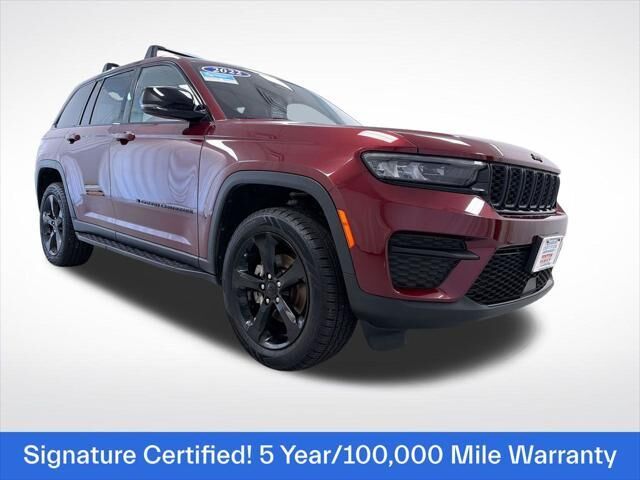 2022 Jeep Grand Cherokee Altitude