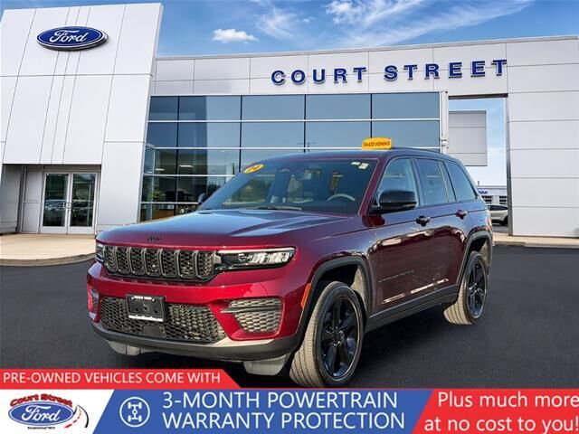 2024 Jeep Grand Cherokee Laredo