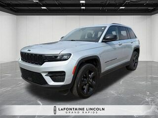 2023 Jeep Grand Cherokee Laredo