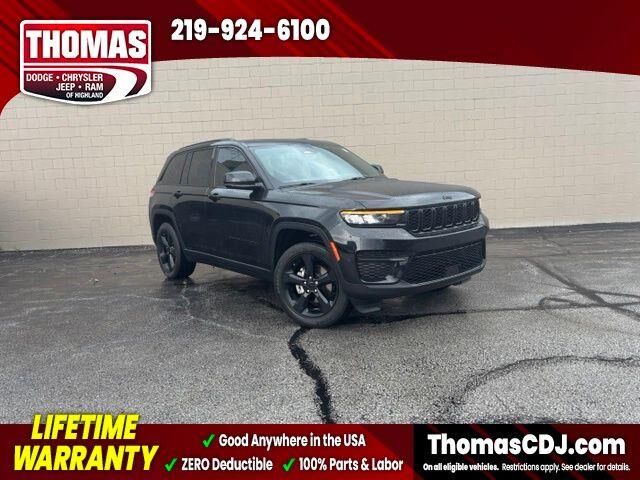 2023 Jeep Grand Cherokee Altitude X — photo 1 of 13