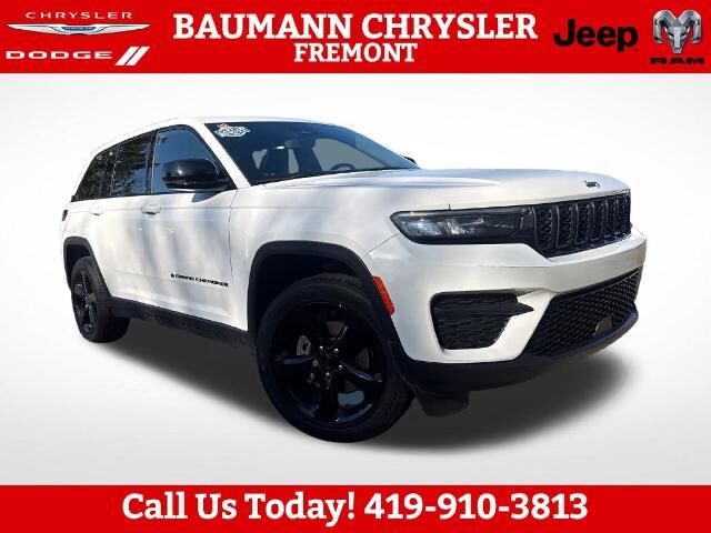 2024 Jeep Grand Cherokee Laredo