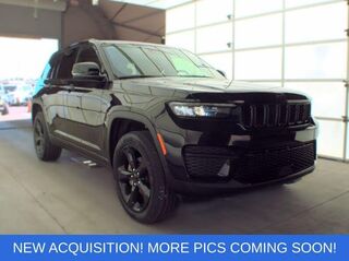 2024 Jeep Grand Cherokee Laredo