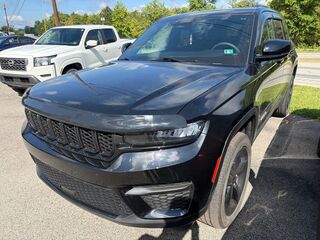 2024 Jeep Grand Cherokee Laredo