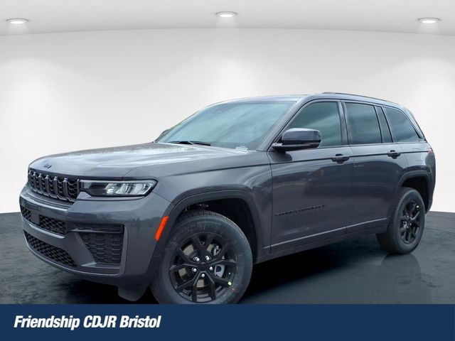 2026 Jeep Grand Cherokee Altitude — photo 1 of 1