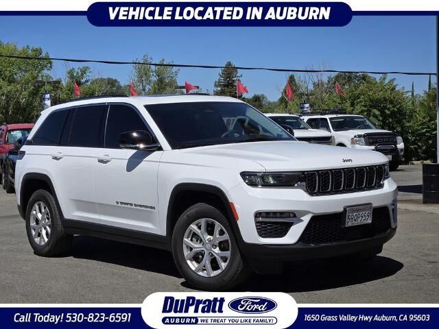 2023 Jeep Grand Cherokee Limited — photo 1 of 13