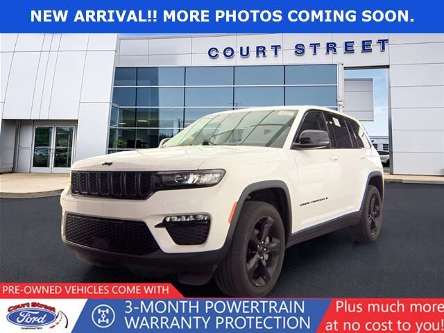 2023 Jeep Grand Cherokee Limited — photo 1 of 6