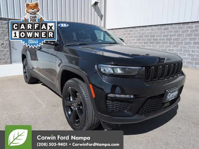 2025 Jeep Grand Cherokee Limited — photo 1 of 14