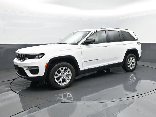2023 Jeep Grand Cherokee Limited — photo 1 of 26