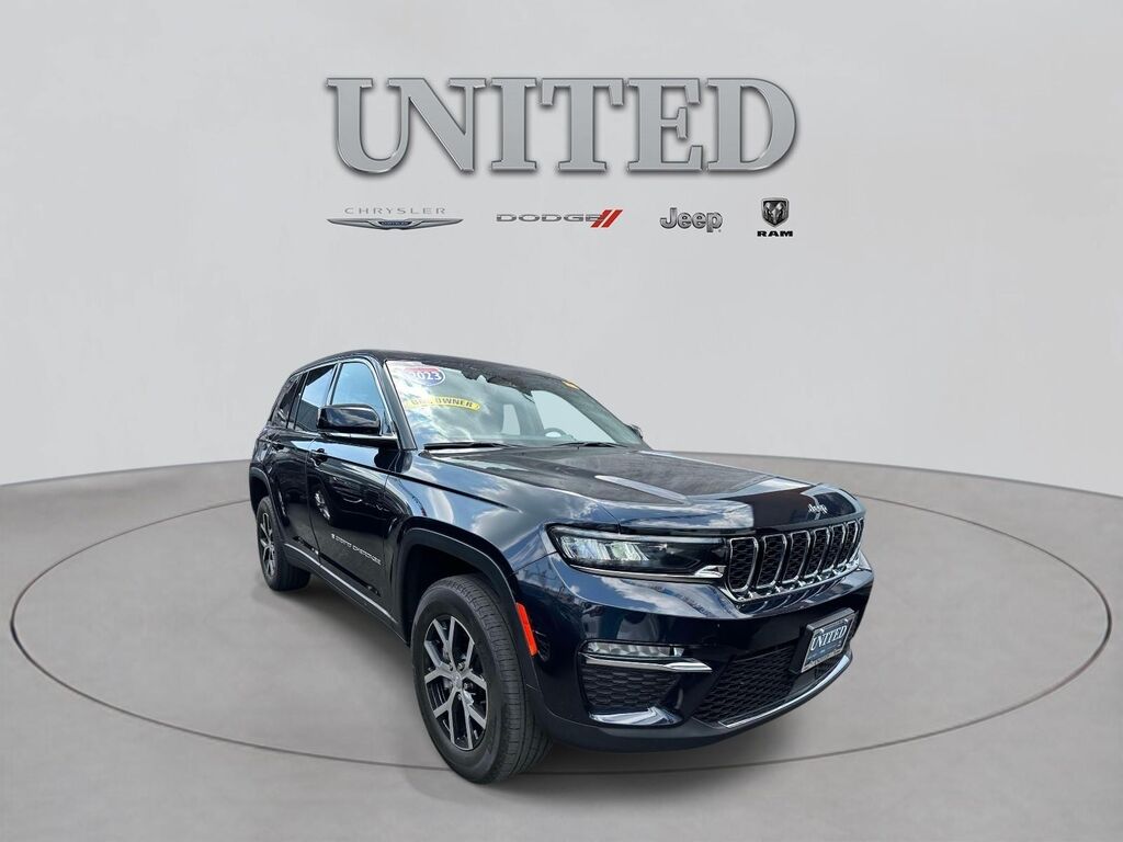 2023 Jeep Grand Cherokee Limited — photo 1 of 24