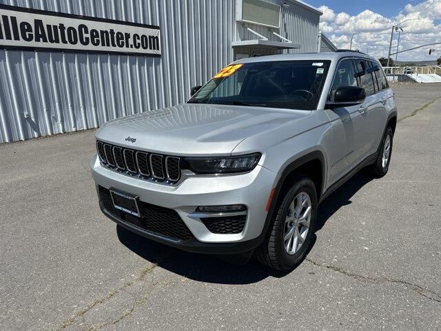 2023 Jeep Grand Cherokee Limited — photo 1 of 26
