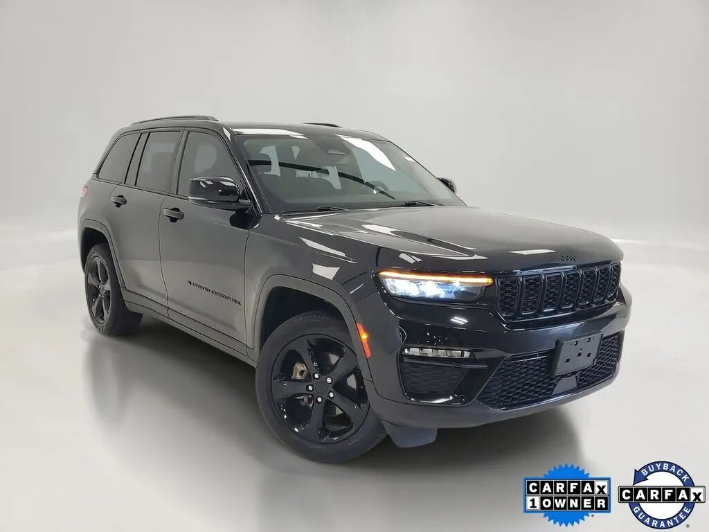 2023 Jeep Grand Cherokee Limited — photo 1 of 12