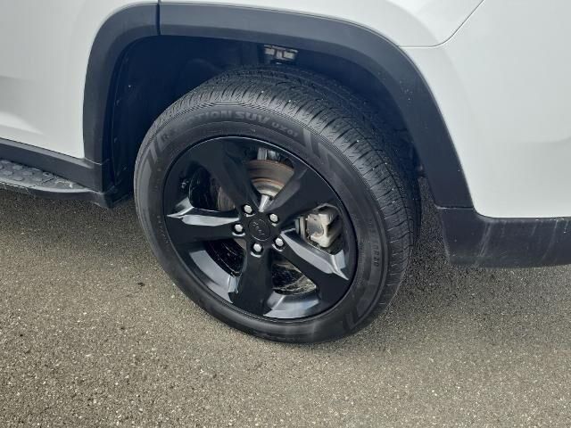 2024 Jeep Grand Cherokee Limited — photo 1 of 3