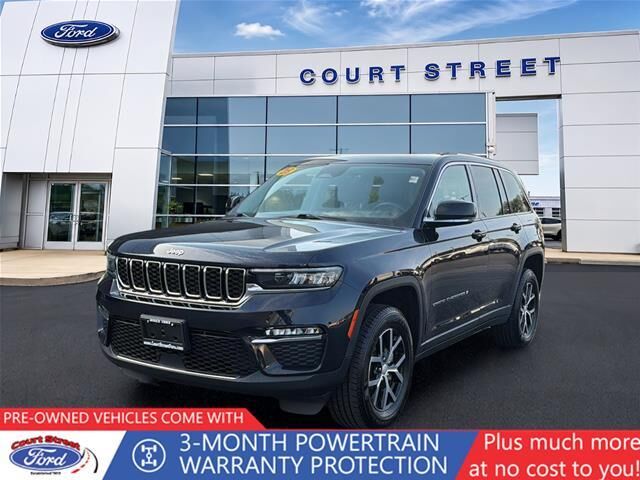 2023 Jeep Grand Cherokee Limited — photo 1 of 13