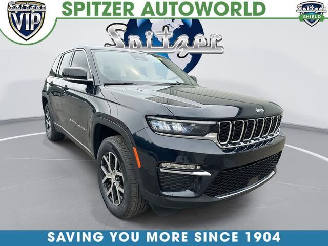 2023 Jeep Grand Cherokee Limited — photo 1 of 50