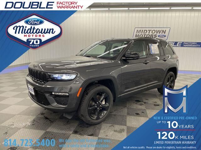 2023 Jeep Grand Cherokee Limited — photo 1 of 26