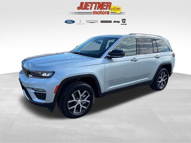 2023 Jeep Grand Cherokee Limited — photo 1 of 26