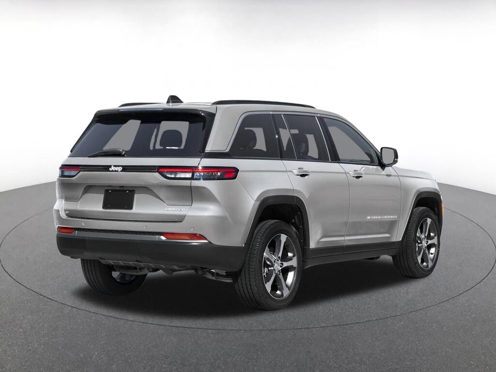 2026 Jeep Grand Cherokee Limited — photo 1 of 1