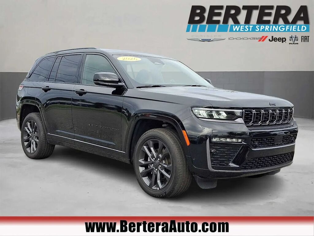 2026 Jeep Grand Cherokee Limited Reserve — photo 1 of 13