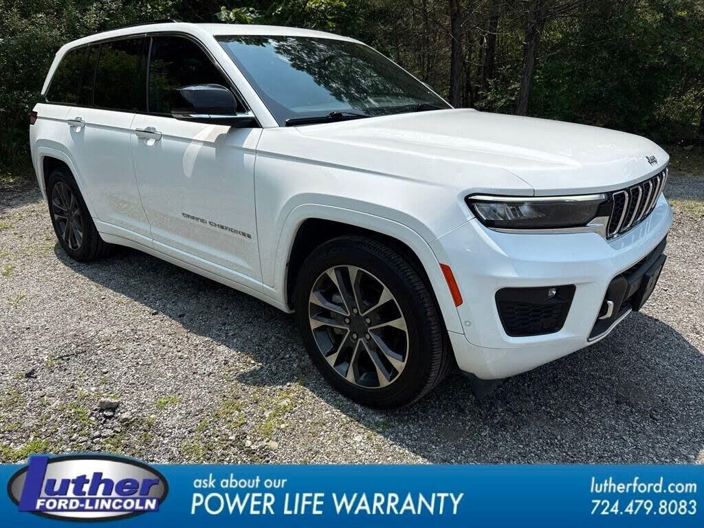 2023 Jeep Grand Cherokee Overland — photo 1 of 1