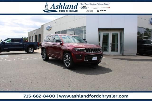 2023 Jeep Grand Cherokee Overland — photo 1 of 26