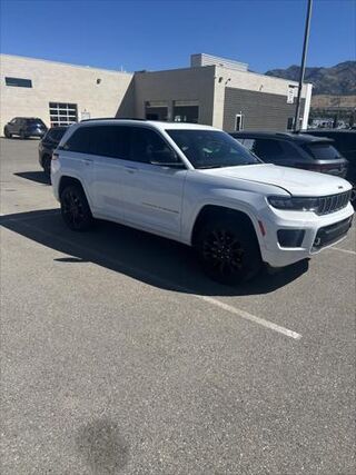 2022 Jeep Grand Cherokee Overland