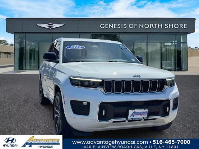 2022 Jeep Grand Cherokee Overland — photo 1 of 13