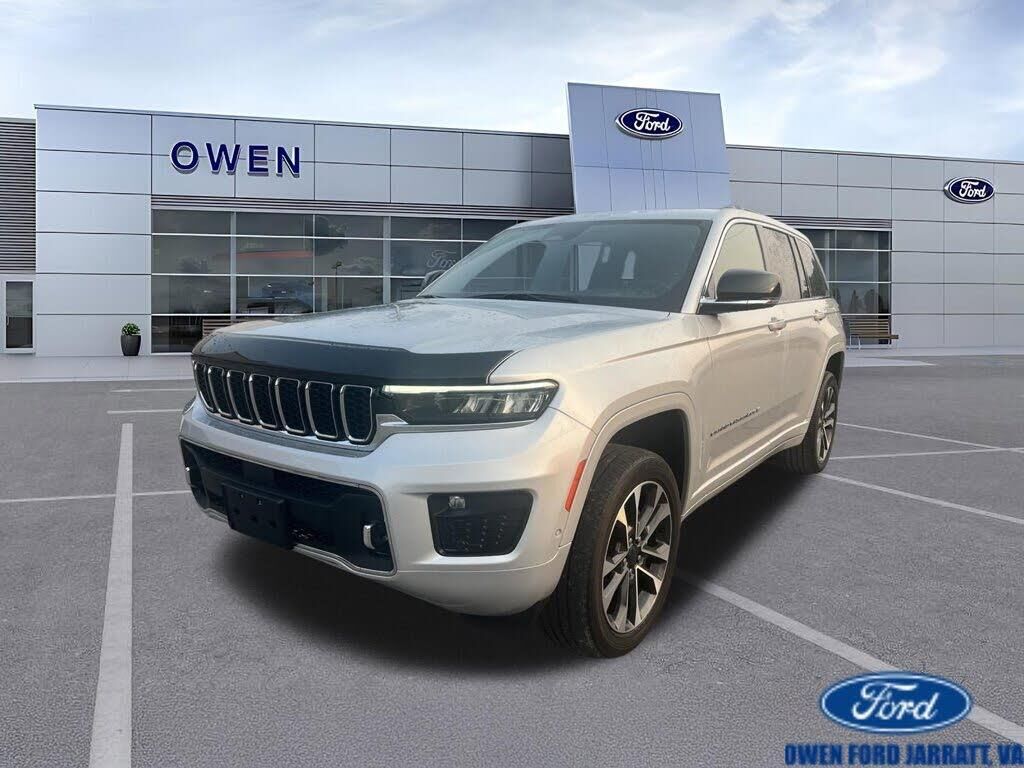2022 Jeep Grand Cherokee Overland — photo 1 of 14