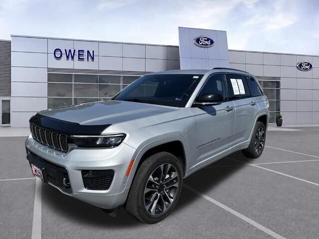 2022 Jeep Grand Cherokee Overland