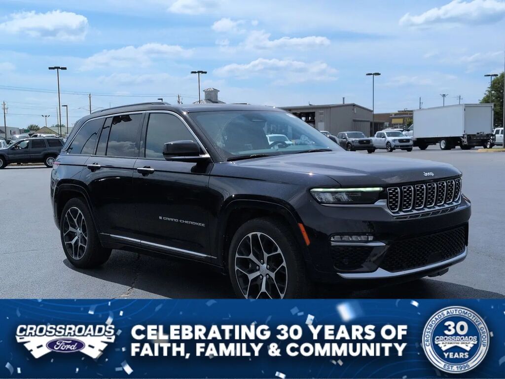 2024 Jeep Grand Cherokee Summit — photo 1 of 13