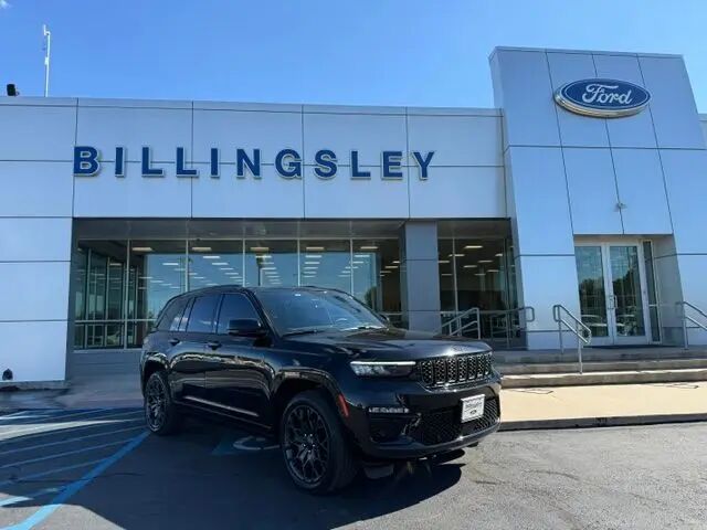 2025 Jeep Grand Cherokee Summit