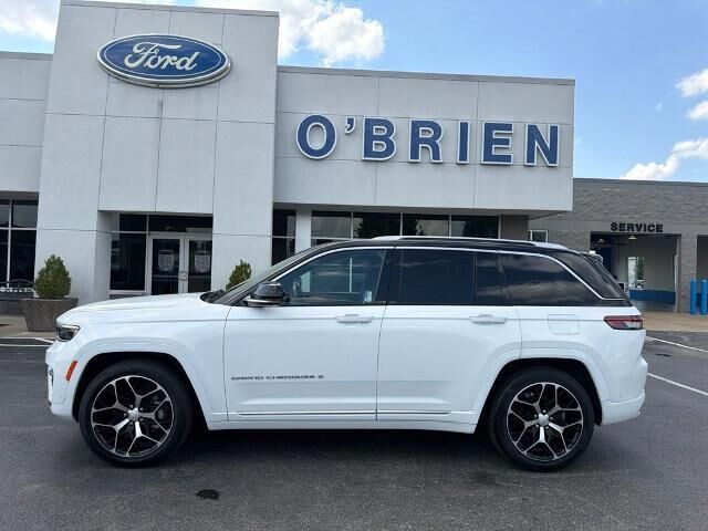 2022 Jeep Grand Cherokee Summit — photo 1 of 13