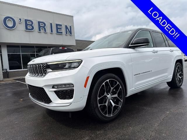 2022 Jeep Grand Cherokee Summit