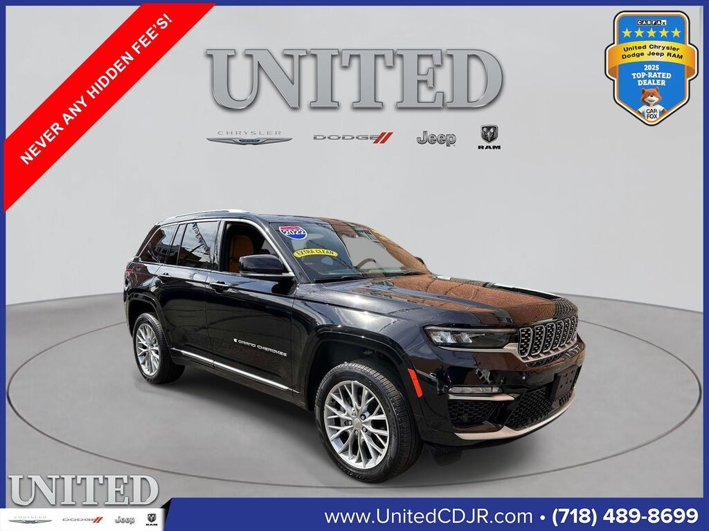 2022 Jeep Grand Cherokee Summit — photo 1 of 24