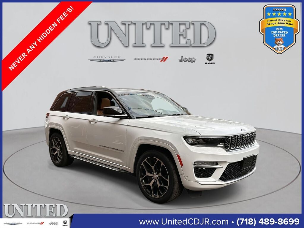 2022 Jeep Grand Cherokee Summit Reserve — photo 1 of 12