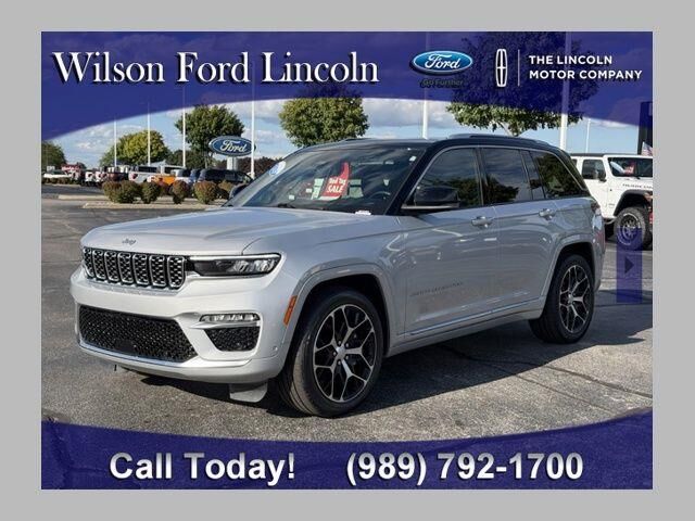 2023 Jeep Grand Cherokee Summit