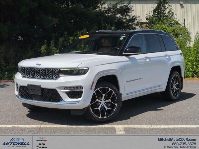 2023 Jeep Grand Cherokee Summit — photo 1 of 13