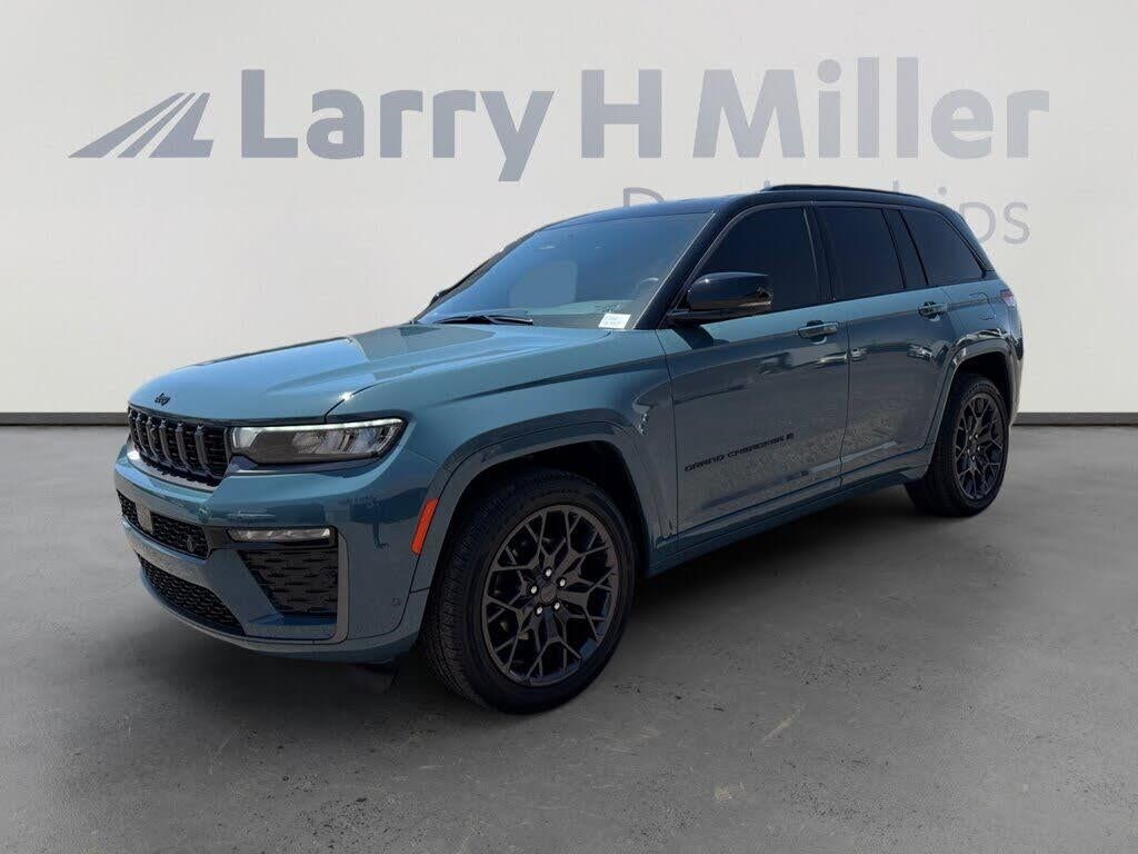 2026 Jeep Grand Cherokee Summit — photo 1 of 14