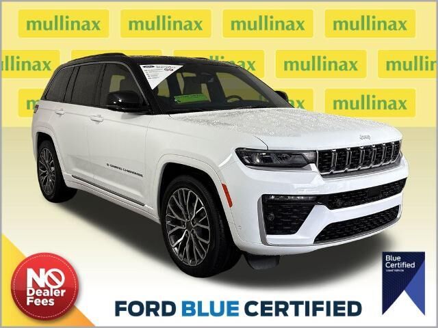 2026 Jeep Grand Cherokee Summit — photo 1 of 13