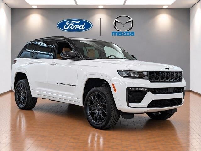 2026 Jeep Grand Cherokee Summit