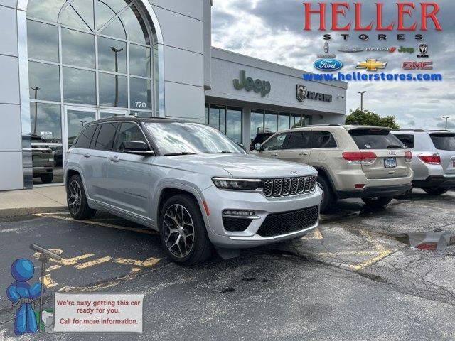 2022 Jeep Grand Cherokee Summit — photo 1 of 12
