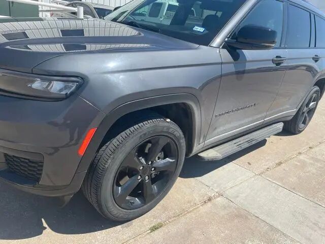 2023 Jeep Grand Cherokee L Laredo