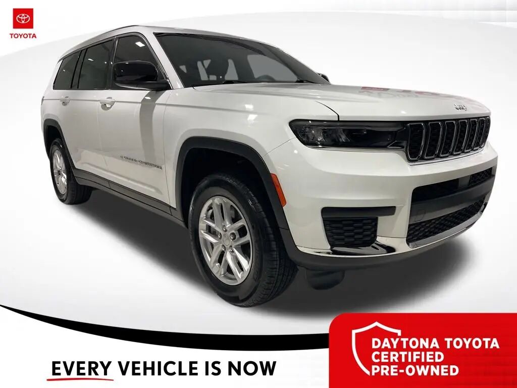 2025 Jeep Grand Cherokee L Laredo — photo 1 of 13