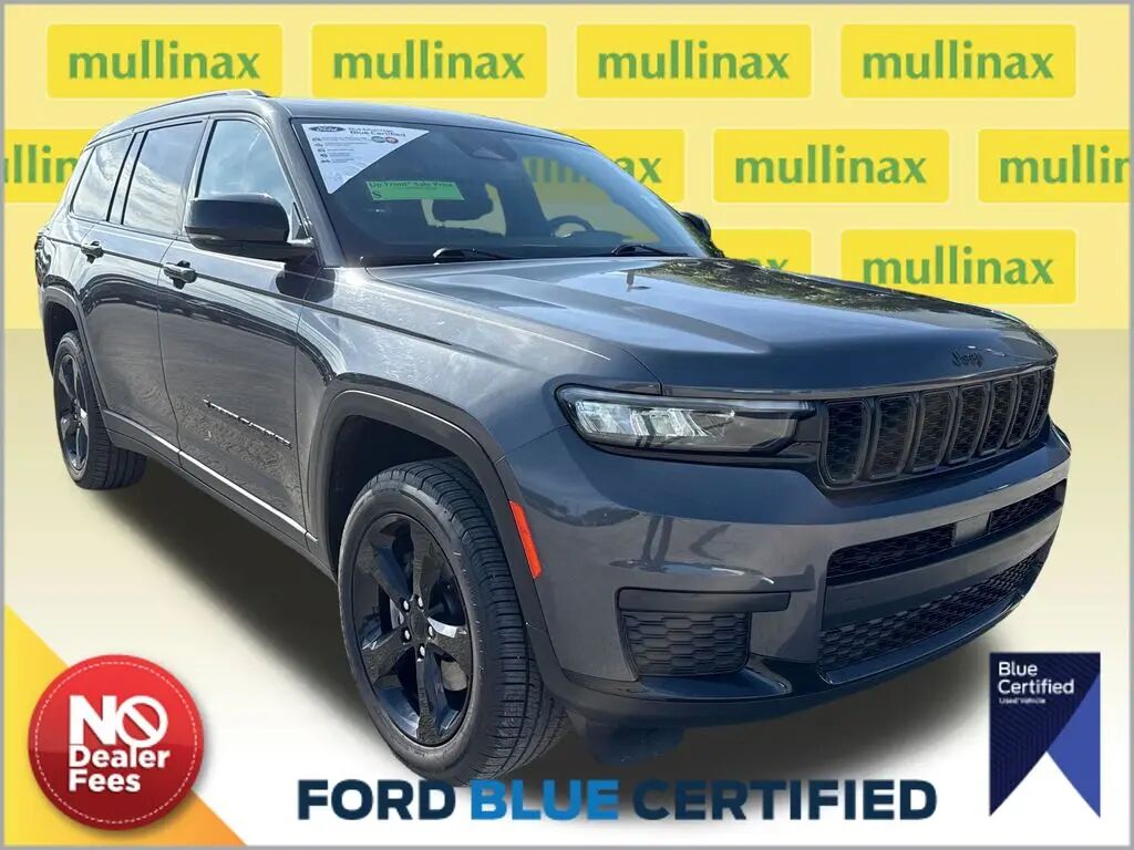 2023 Jeep Grand Cherokee L Laredo — photo 1 of 14
